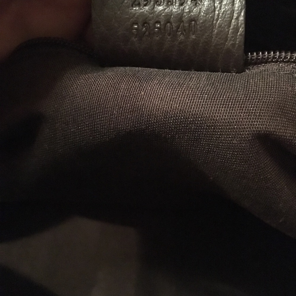 Authentic Gucci purse - Picture 4 of 5